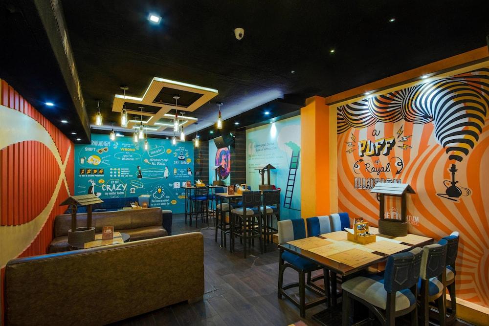 Lynq-Cico Hotel Kolkata Exterior photo