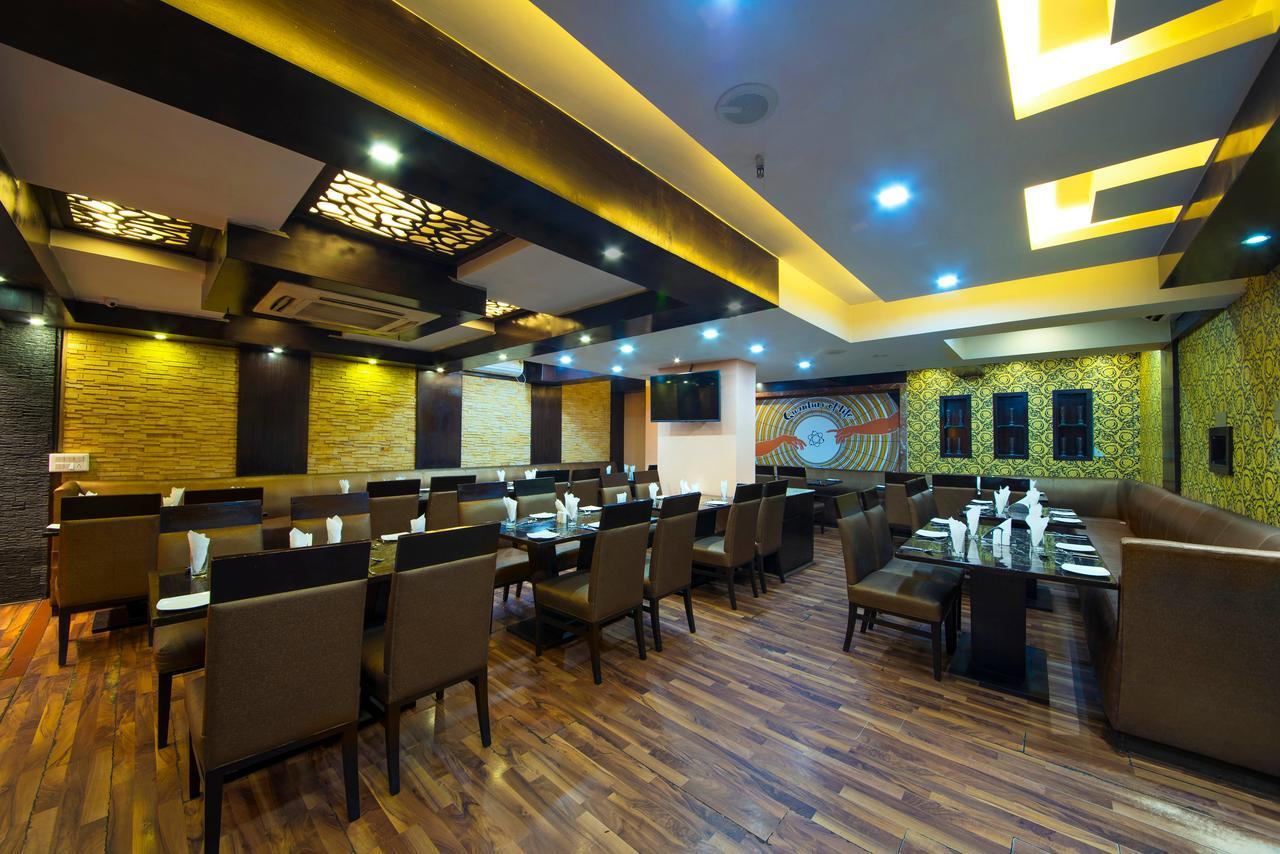 Lynq-Cico Hotel Kolkata Exterior photo