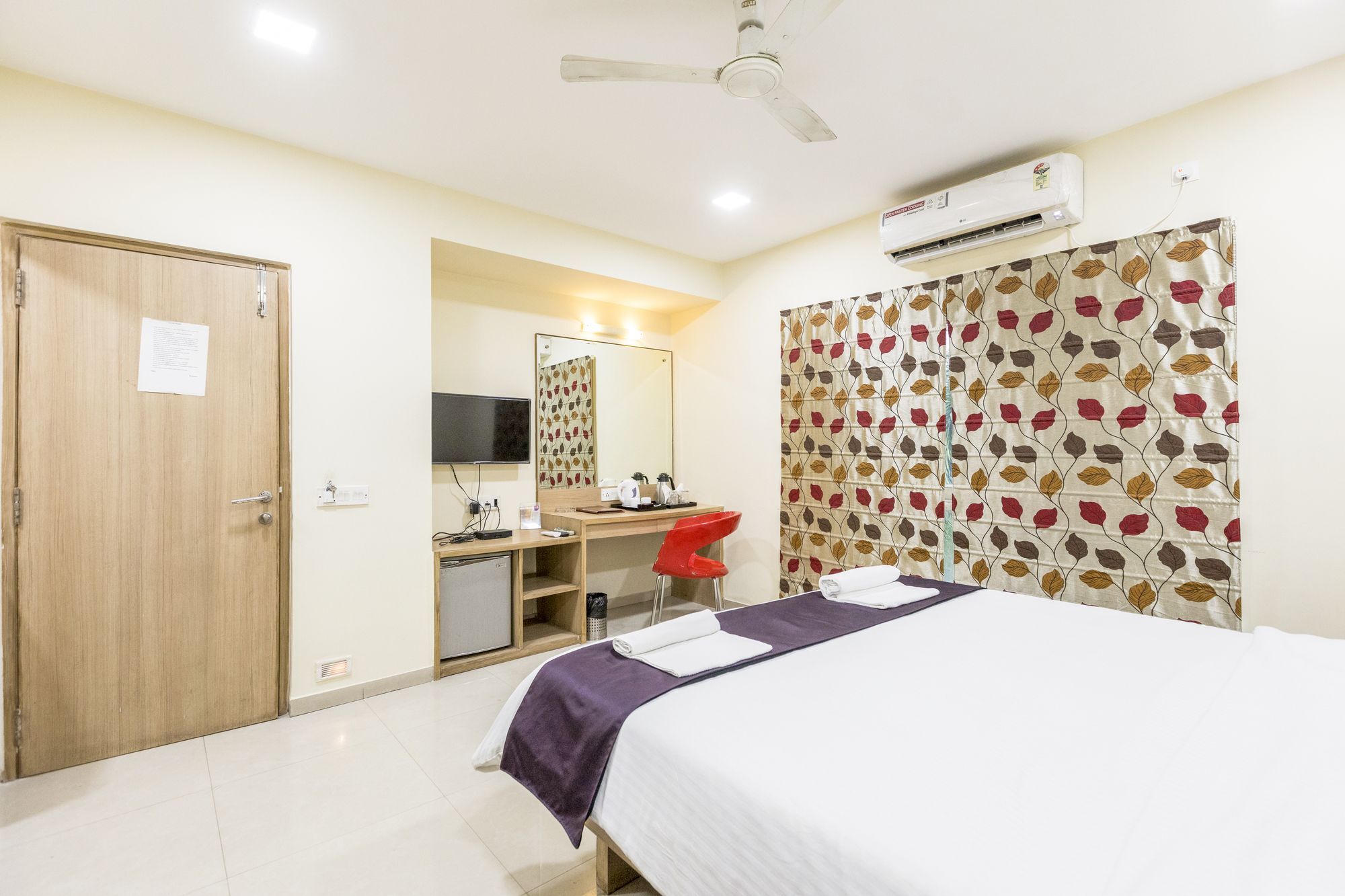 Lynq-Cico Hotel Kolkata Exterior photo